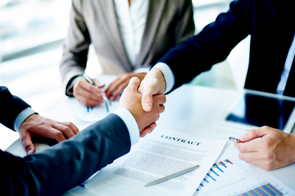 士業事務所の先生方へ